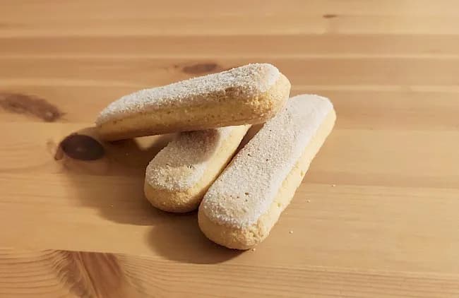 Ile kalorii mają biszkopty i jak włączyć je do zdrowej diety - poradnik