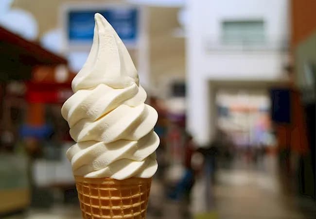 Ile kalorii ma lód włoski: Poznaj prawdziwą kaloryczność różnych porcji
