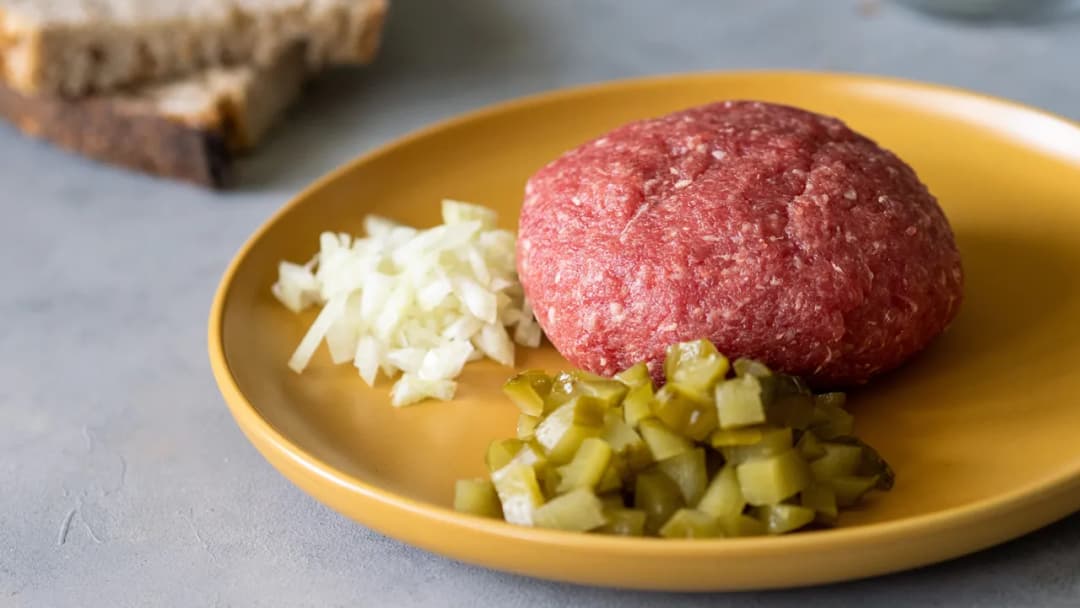 Tatar ile kalorii ma naprawdę? Pełna analiza wartości odżywczych