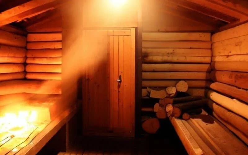 Sauna ile kalorii spalisz w 20 minut? Poznaj prawdziwe liczby