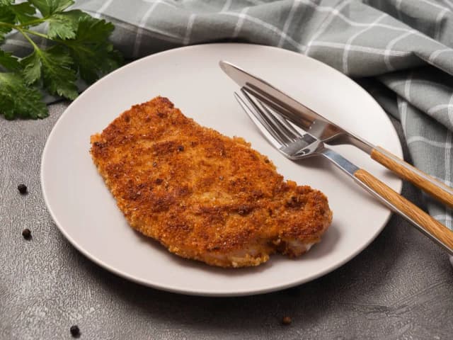 Ile kalorii ma kotlet schabowy: pełne zestawienie wartości odżywczych
